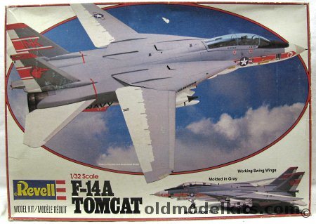 Revell 1/32 Grumman F-14A Tomcat - VF-1 'Wolfpack' USS Enterprise, 4712 plastic model kit